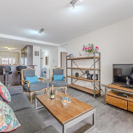 Horno Cl Apartment Playa Paraiso (Tenerife)